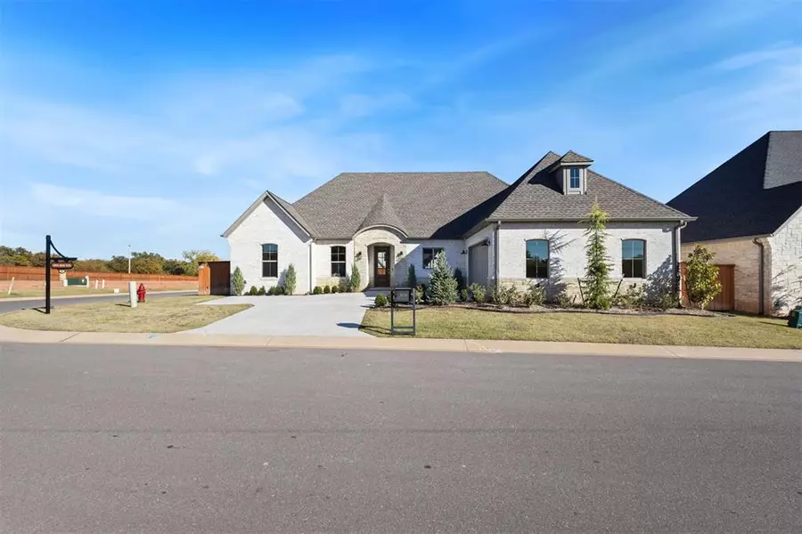 4016 Stone Briar Trail, Edmond, OK 73034