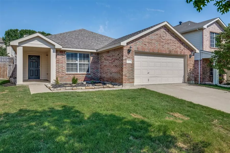 2141 Laughlin Road, Fort Worth, TX 76177