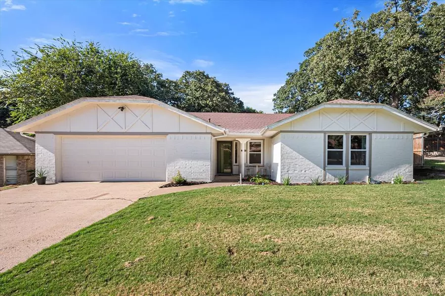 5926 Pleasant Hill Drive, Arlington, TX 76016