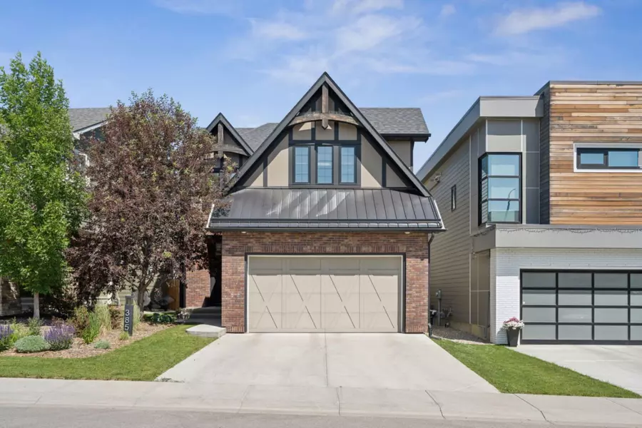 385 Evansborough WAY Northwest, Calgary, AB T3P 0R3