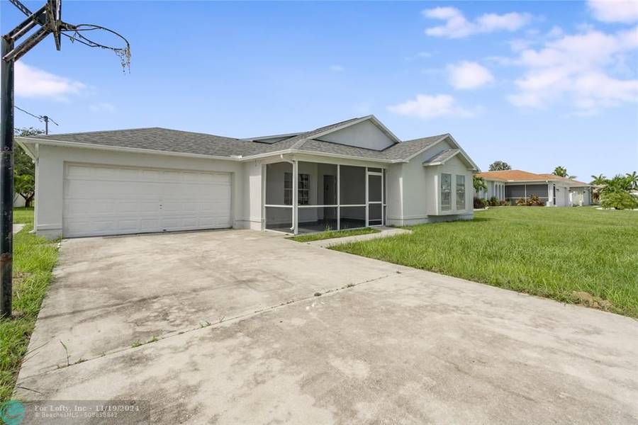 226 SE 6th Ter, Cape Coral, FL 33990