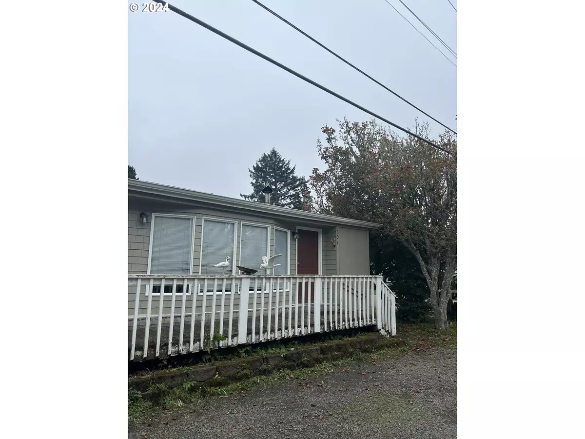 Lincoln City, OR 97367,304 SE PORT AVE