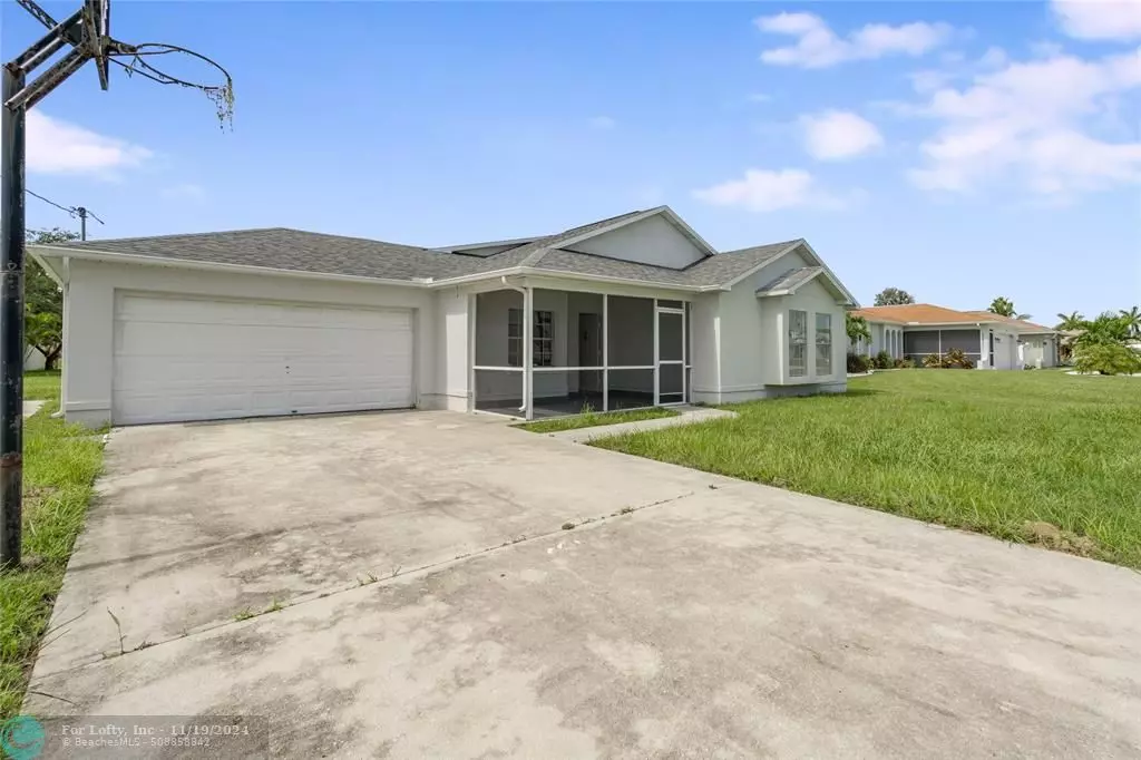 Cape Coral, FL 33990,226 SE 6th Ter