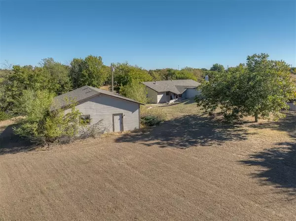 Jones, OK 73049,13501 Three Oaks Drive