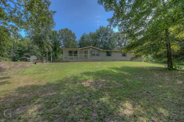 8737 Pinehaven Drive, Keithville, LA 71047