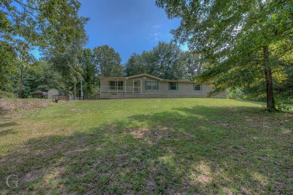 8737 Pinehaven Drive, Keithville, LA 71047