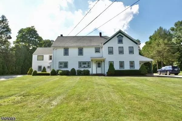 334 Oak Ridge Rd, West Milford Twp., NJ 07438