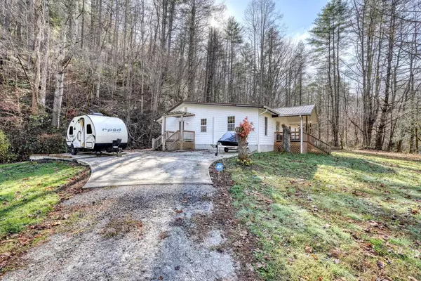 Hiawassee, GA 30546,81 Noblet Drive