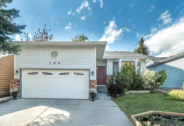 104 Millbank Close Southwest, Calgary, AB T2Y 2E8