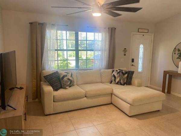 Vero Beach, FL 32967,9495 80th St