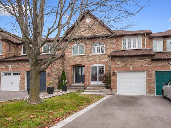 27 Bloomgate CRES, Richmond Hill, ON L4E 4E3