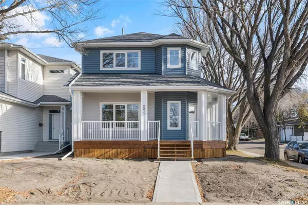 2511 Woodward AVENUE, Saskatoon, SK S7J 2E4