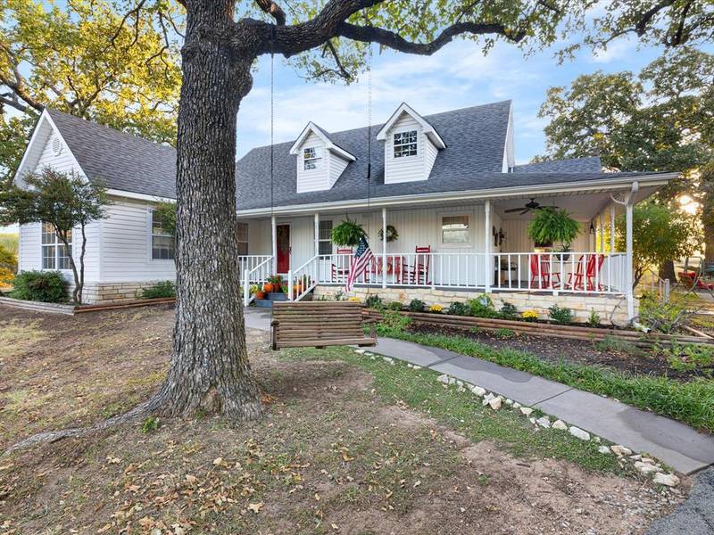 581 Old Millsap Road, Weatherford, TX 76088