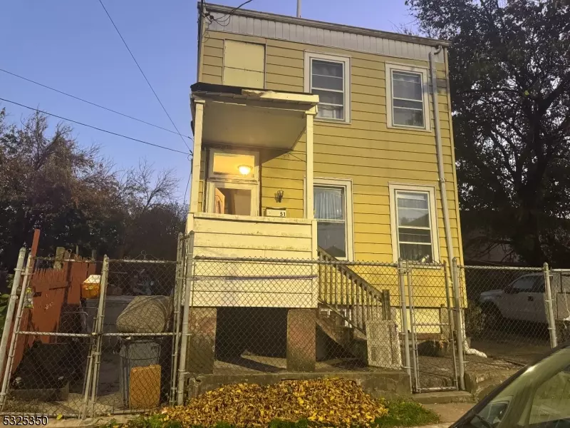 53 Hillman St, Paterson City, NJ 07522