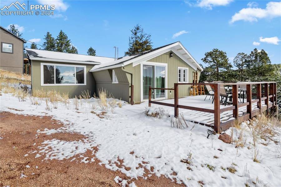 48 Huntsman CIR, Florissant, CO 80816