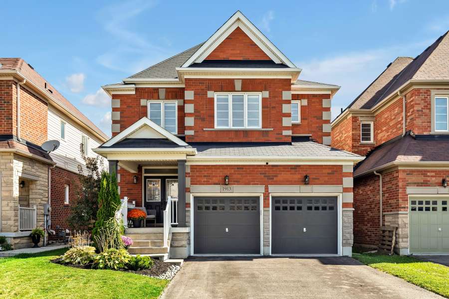 1913 Cocklin CRES, Oshawa, ON L1K 0T6