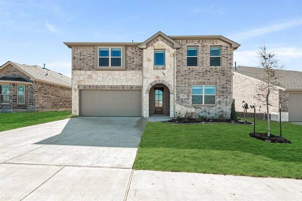 924 Kingbird Lane, Alvarado, TX 76009