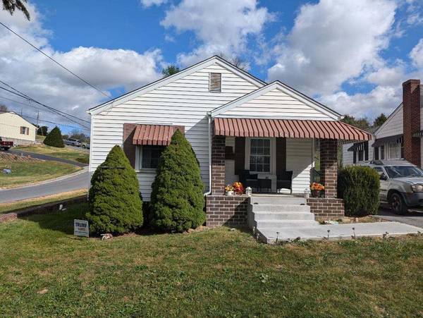 649 Henry Street, Marion, VA 24354