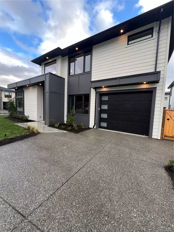 Langford, BC V9B 7A2,1560 Marble Pl