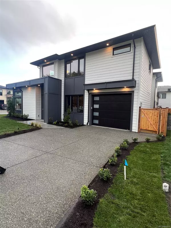 Langford, BC V9B 7A2,1560 Marble Pl