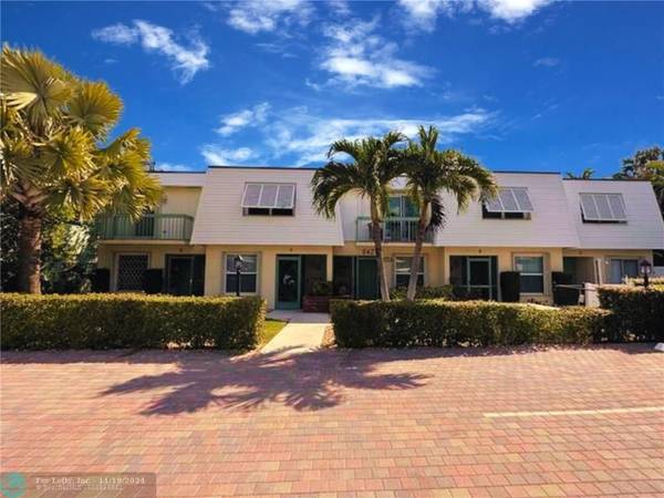 842 SE 19th Ave  #105, Deerfield Beach, FL 33441