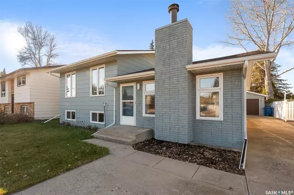 Moose Jaw, SK S6J 1C4,14 Blue Sage DRIVE