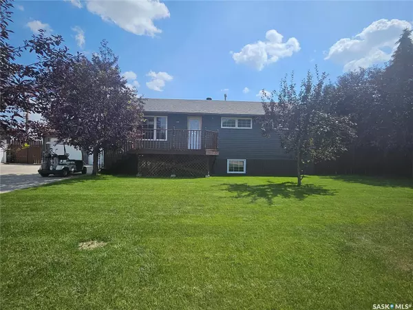 406 First AVENUE E, Lampman, SK S0C 1N0