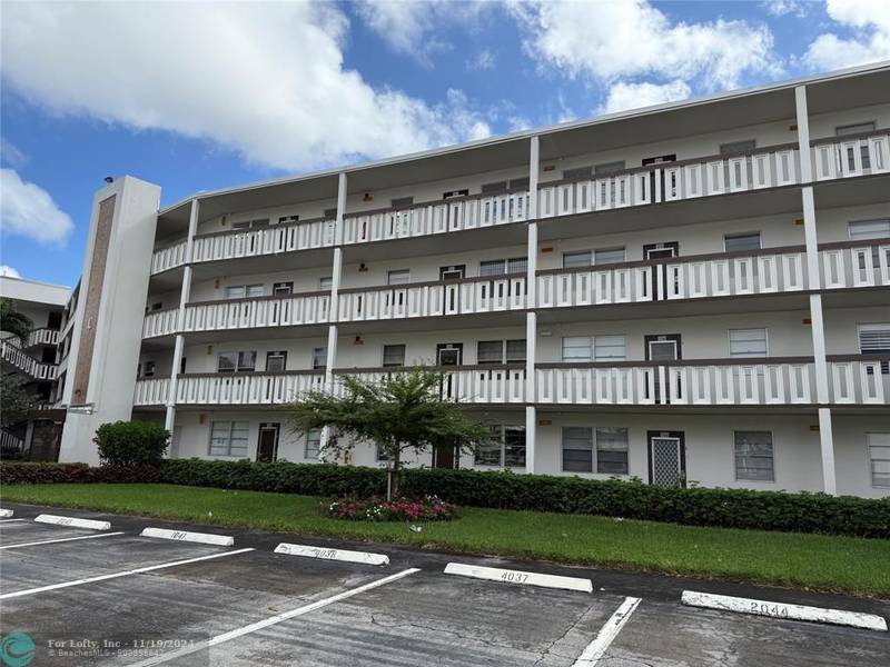 3041 Hythe C  #304, Boca Raton, FL 33434