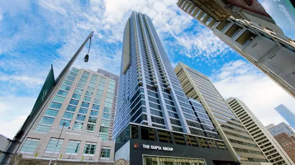 395 Bloor ST E #1608, Toronto C08, ON M4W 1H7