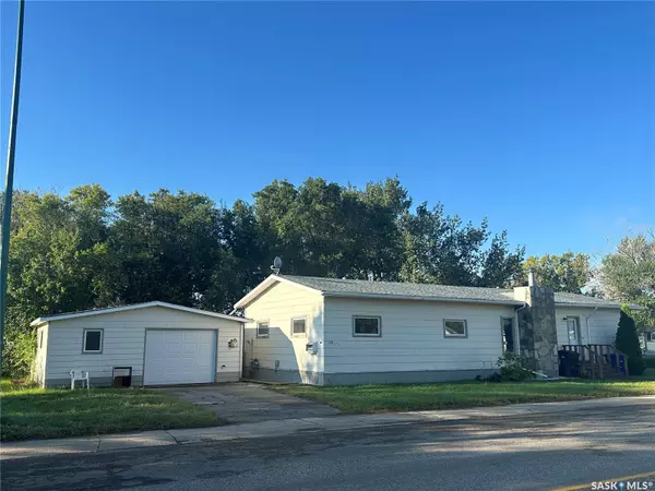 138 17th STREET, Weyburn, SK S4H 2N4