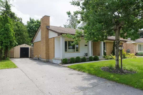 Middlesex, ON N5X 1T7,1372 Glenora DR