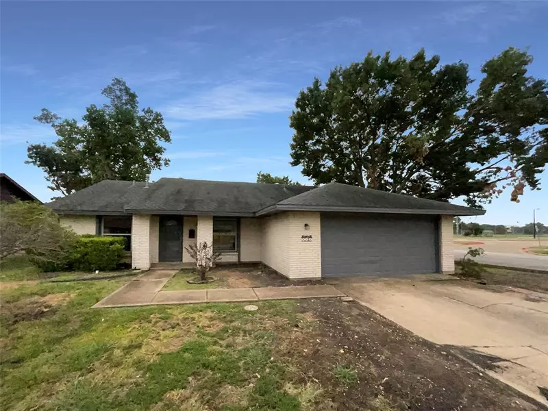 478 Clearfield Drive, Garland, TX 75043