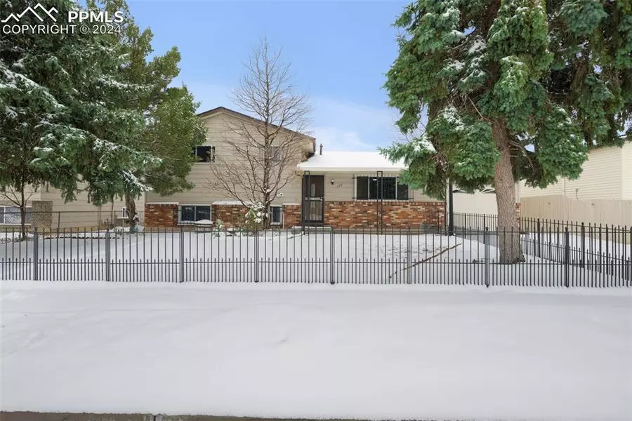 572 Corte Sol, Fountain, CO 80817