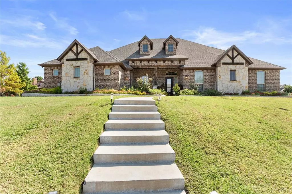 Heath, TX 75032,209 Falcon Point Drive