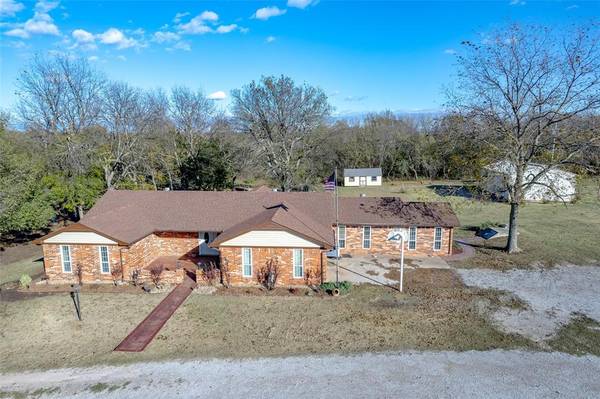 24093 County Road 3305, Wynnewood, OK 73098