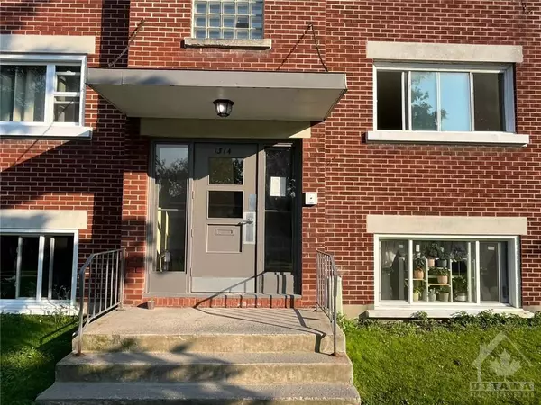 Ottawa, ON K1Z 8C6,1314 EMPEROR AVE