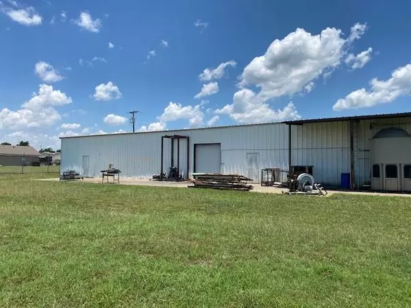 Cleburne, TX 76031,1708 Hal Avenue