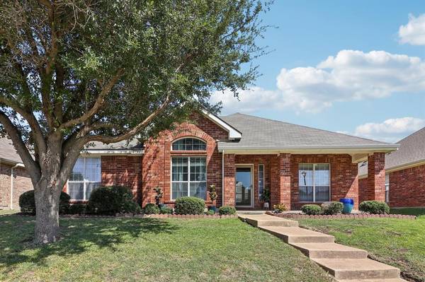 Sachse, TX 75048,2707 Pennington Drive