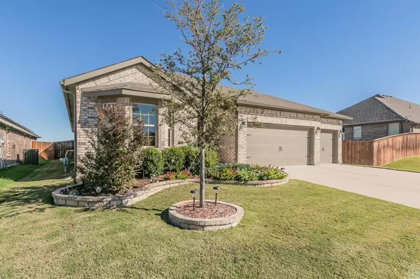 Haslet, TX 76052,14208 Lapetus Drive