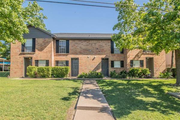 7604 Chapin Road #B, Fort Worth, TX 76116