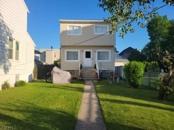 733 4Th St,  Secaucus Town,  NJ 07094