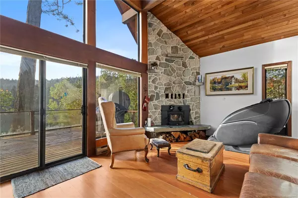 Pender Island, BC V0N 2M1,4602 Pecos Rd