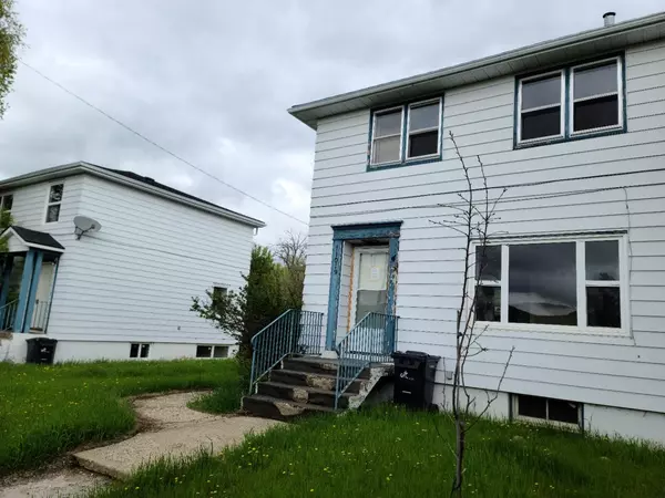 Peace River, AB T8S 1L7,#3, 11019 99 ST