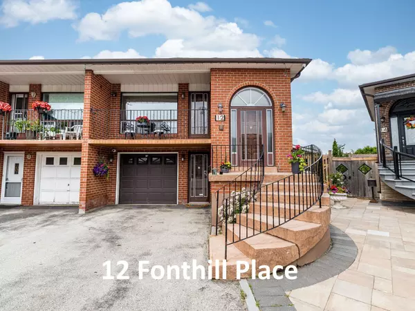 12 Fonthill PL, Toronto W05, ON M3J 3G6