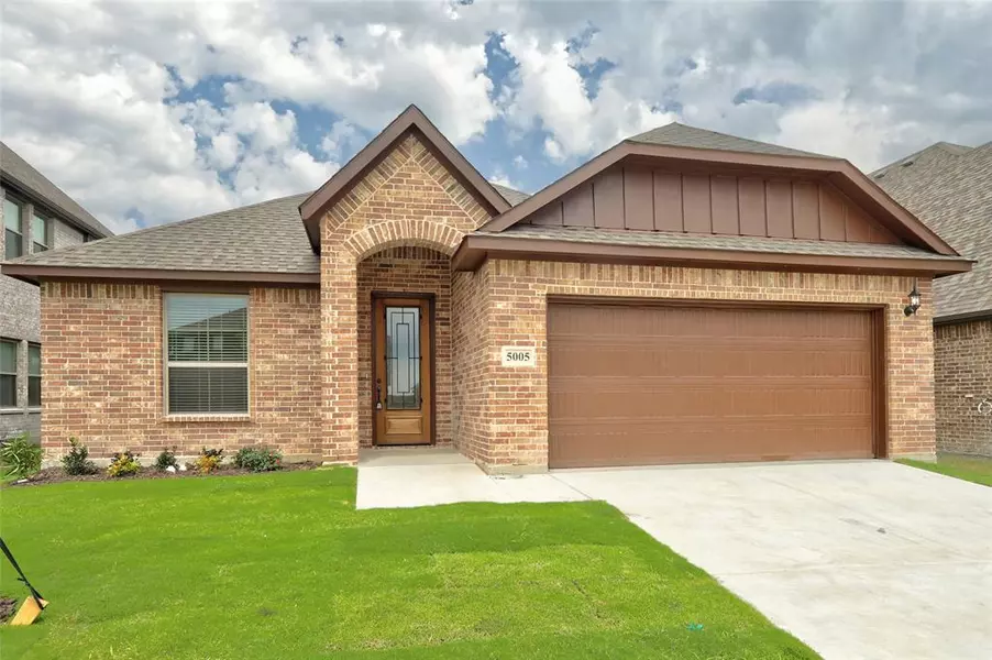 5005 De Berry Lane, Royse City, TX 75189