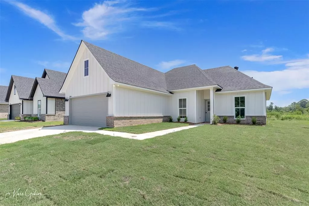 Frierson, LA 71027,1179 Bayou Bay Court