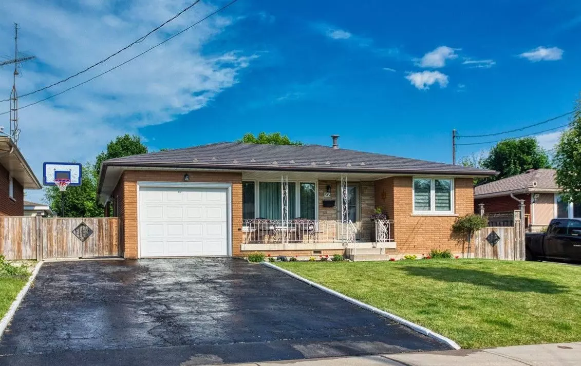 Hamilton, ON L9A 3B3,96 Purdy CRES