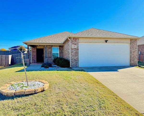 9708 Glover River Drive, Yukon, OK 73099