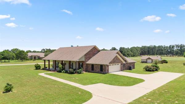 4801 Bridle View Court, Athens, TX 75752