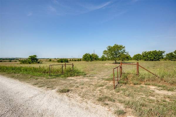 0000 W Clear Creek Rd, Sanger, TX 76266